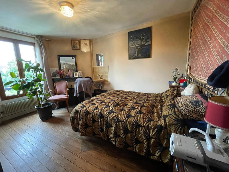 Maison - 180 m² - 7 pièces