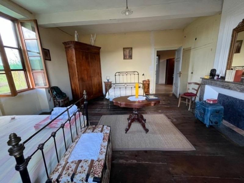 Propriété - 276 m² - 7 pièces