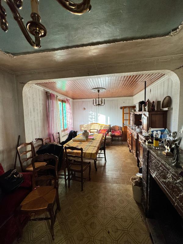 Maison - 189 m² - 3 pièces