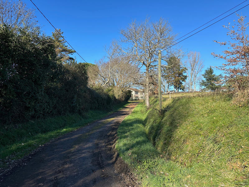 Terrain constructible - 4 403 m²