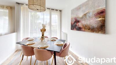 Chambre - 12 m² - 1 pièce