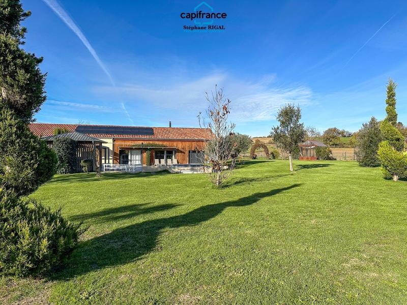 Propriété - 229 m² - 7 pièces