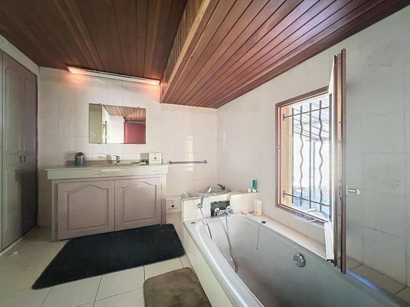 Maison - 143 m² - 4 pièces