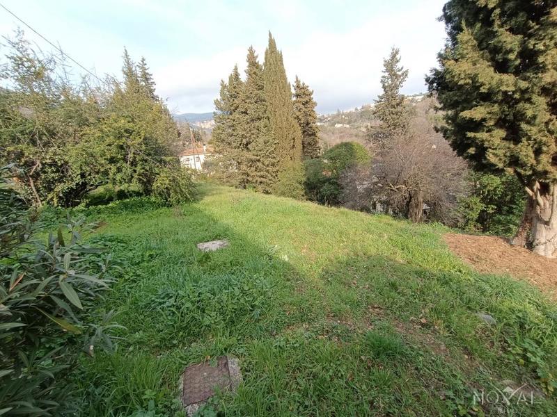 Propriété - 69 m² - 6 pièces