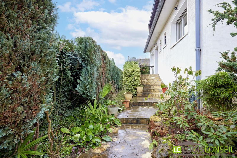 Maison - 142 m² - 6 pièces