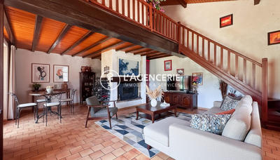 Maison - 164 m² - 6 pièces