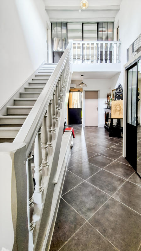 Viager - Maison - 210 m² - 10 pièces