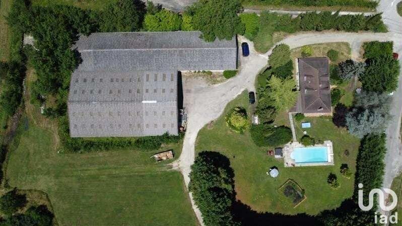 Local commercial - 1 408 m²