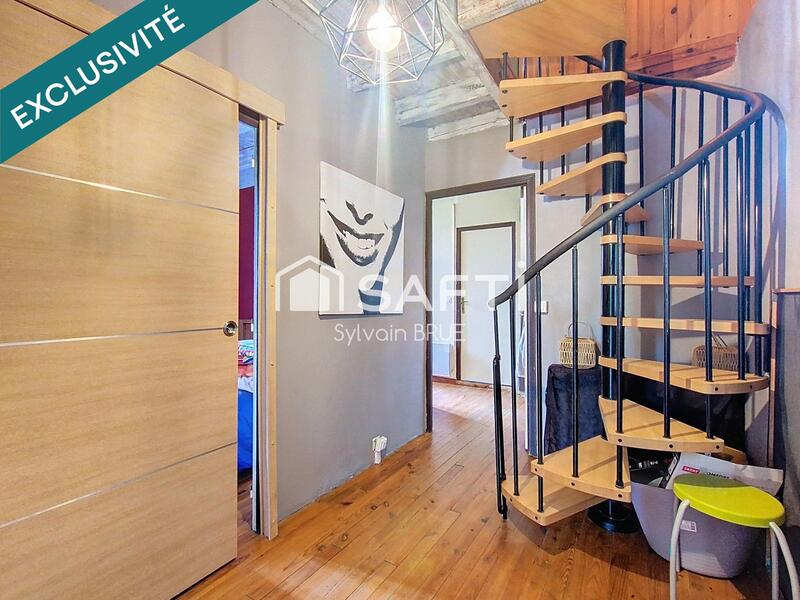 Maison - 146 m² - 8 pièces