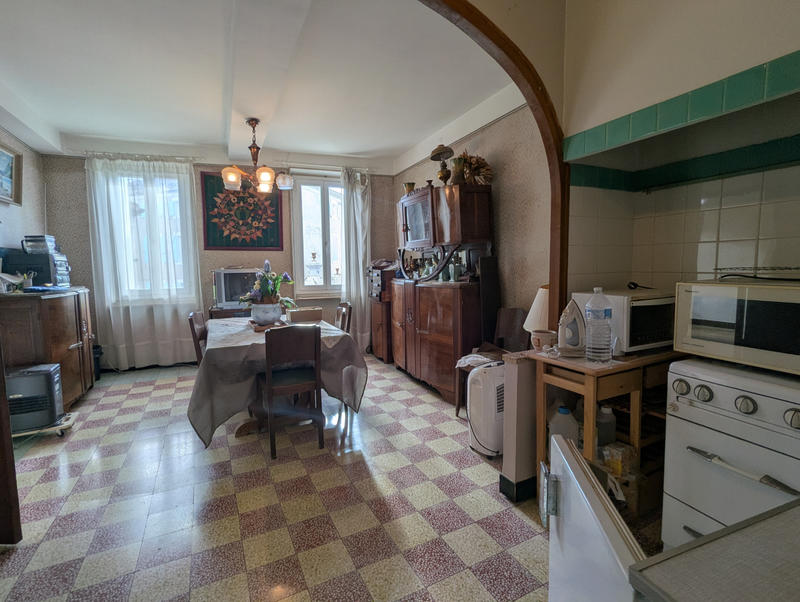 Maison - 160 m² - 7 pièces