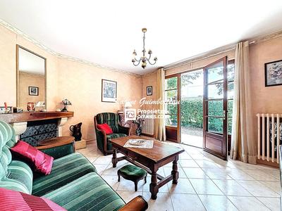 Maison - 88 m² - 6 pièces