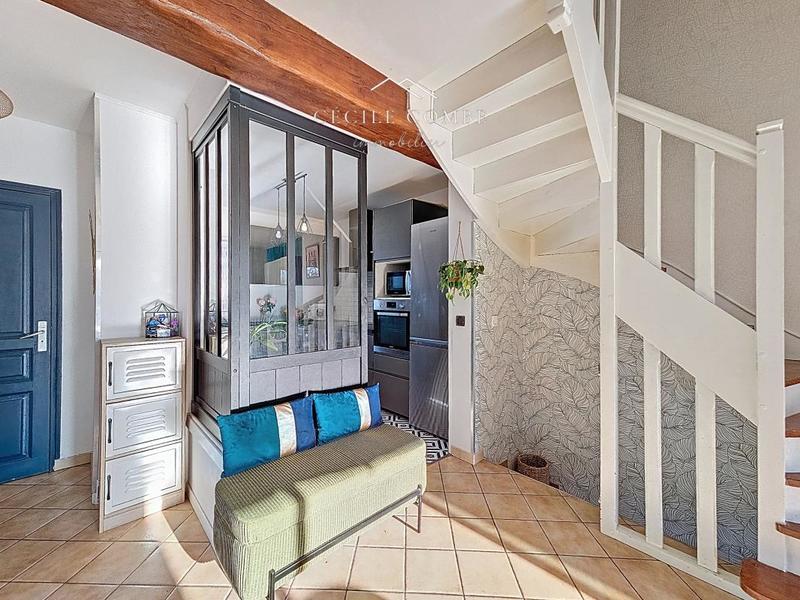 Pavillon - 180 m² - 7 pièces