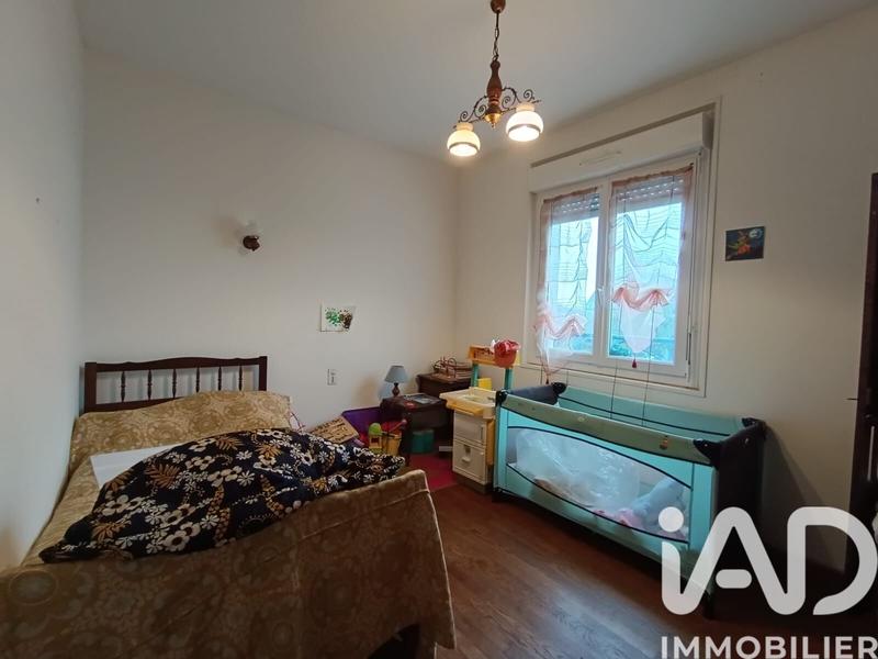 Maison - 185 m² - 8 pièces