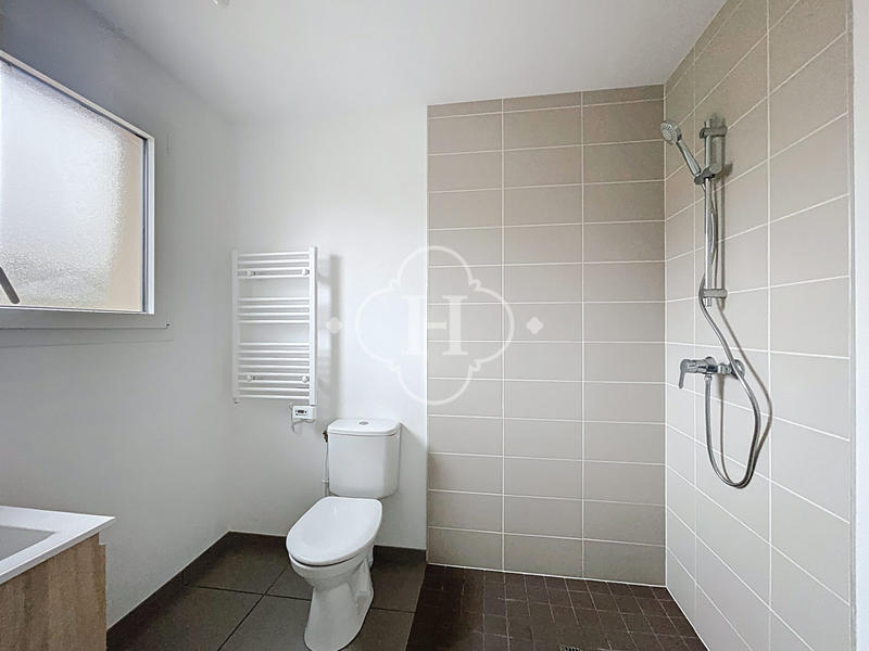 Maison traditionnelle - 105 m² - 5 pièces