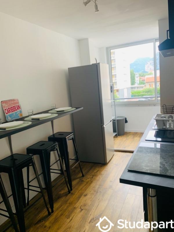 Chambre - 13 m² - 1 pièce