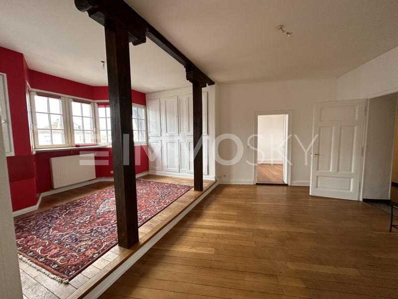 Appartement - 143 m² - 6 pièces