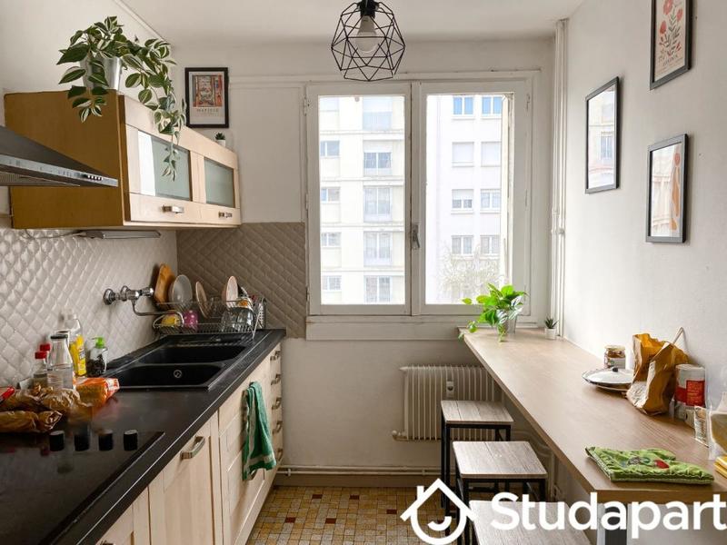 Chambre - 67 m² - 1 pièce