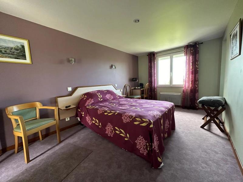 Propriété - 350 m² - 10 pièces