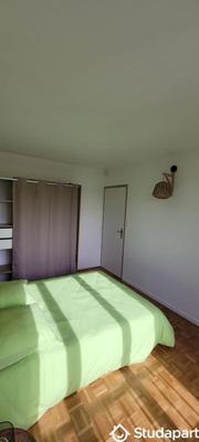 Chambre - 10 m² - 1 pièce