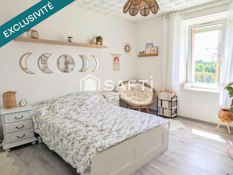 Maison - 155 m² - 6 pièces