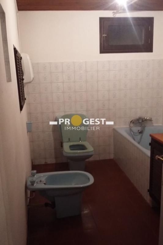 Appartement - 90 m² - 4 pièces