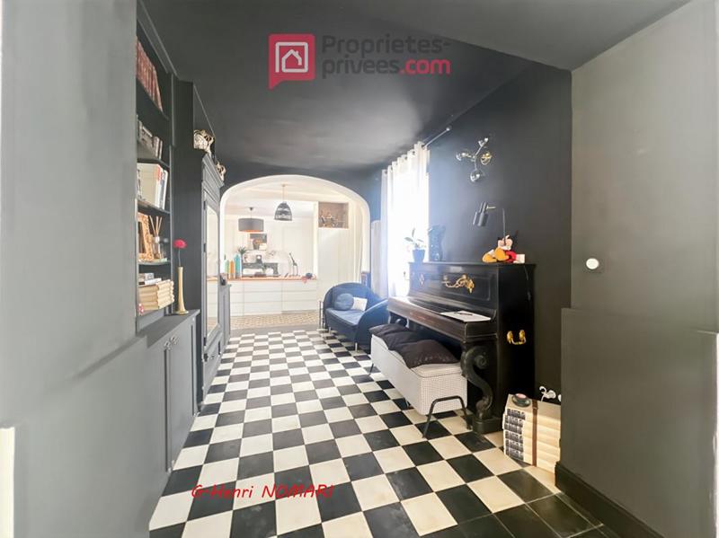 Maison - 170 m² - 6 pièces