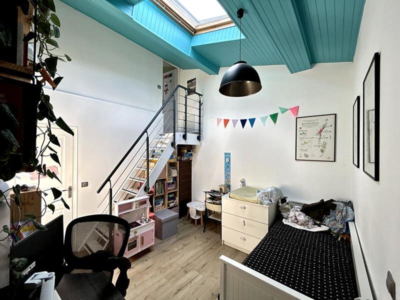 Maison - 91 m² - 5 pièces