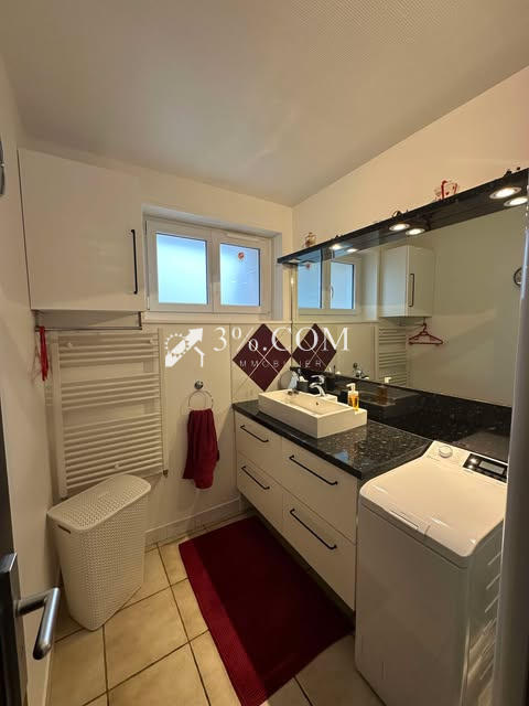 Maison de village - 160 m² - 8 pièces