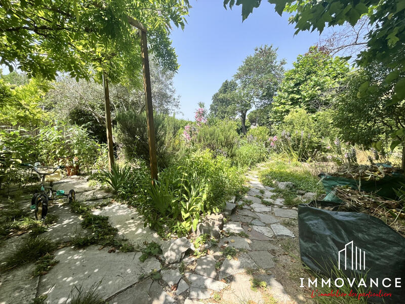 Maison - 171 m² - 8 pièces