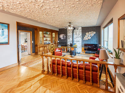 Demeure - 185 m² - 7 pièces