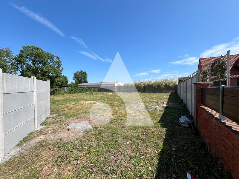 Terrain - 585 m²