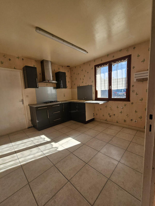 Maison - 107 m² - 7 pièces