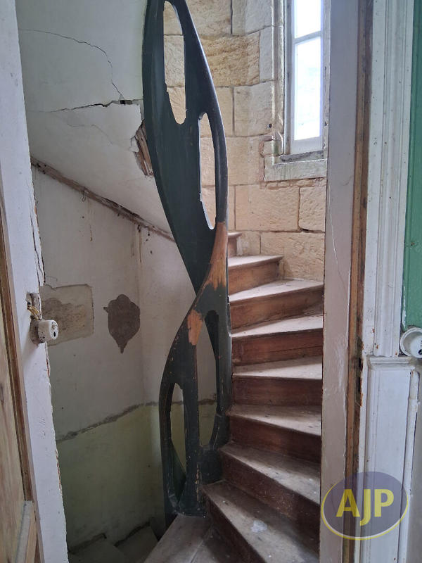 Immeuble - 30 pièces