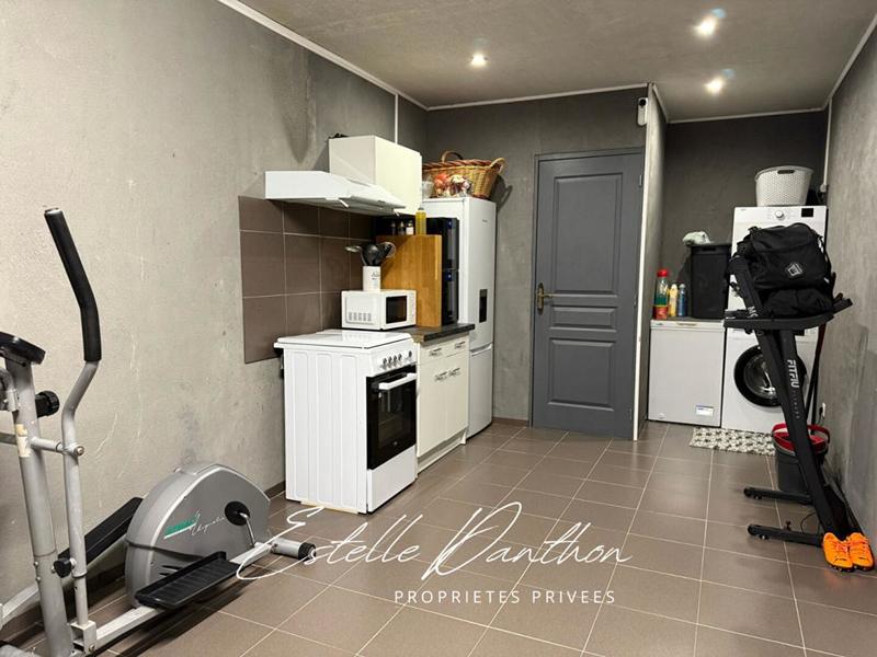 Maison - 110 m² - 5 pièces