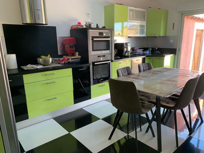 Maison - 165 m² - 6 pièces