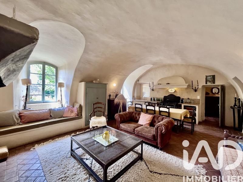 Maison - 400 m² - 11 pièces