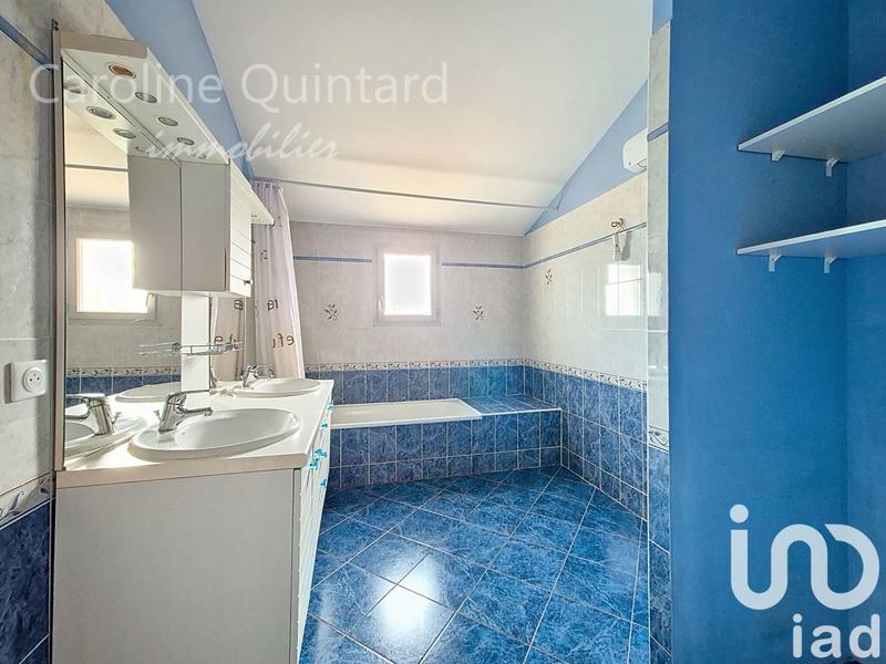 Maison - 187 m² - 8 pièces