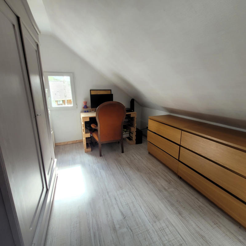 Maison - 110 m² - 4 pièces