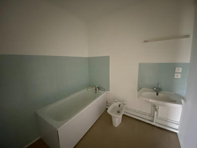 Appartement - 76 m² - 3 pièces