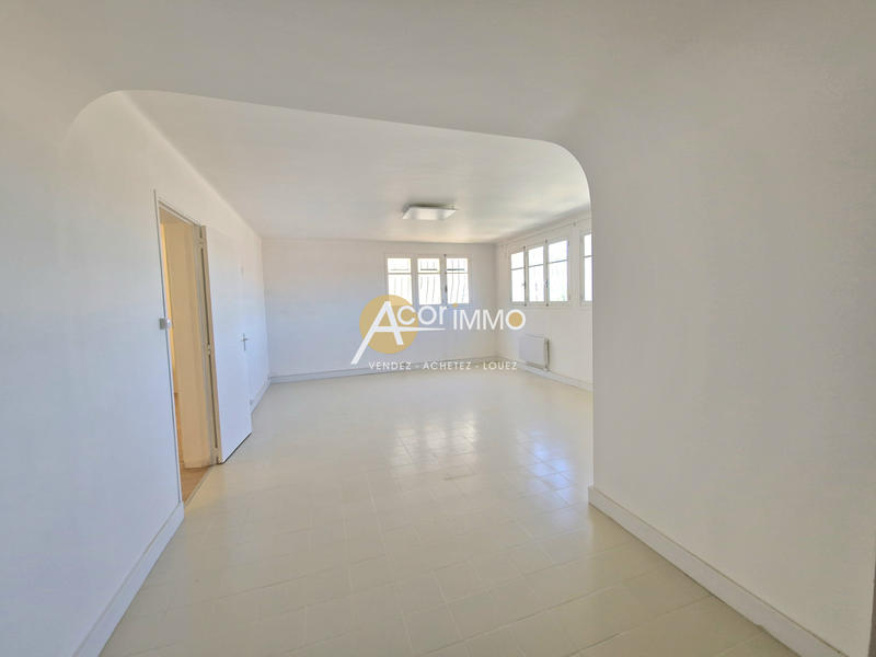 Maison - 167 m² - 8 pièces