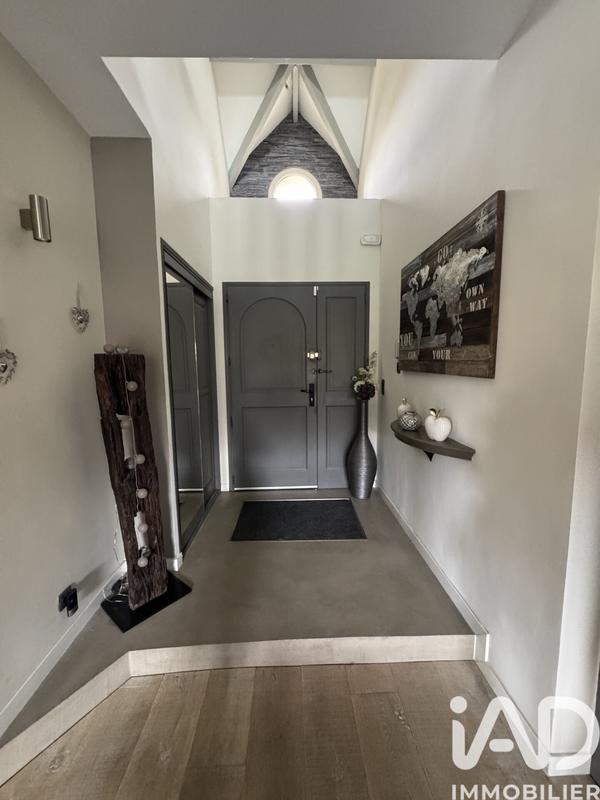 Maison - 177 m² - 7 pièces