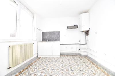 Maison traditionnelle - 78 m² - 3 pièces