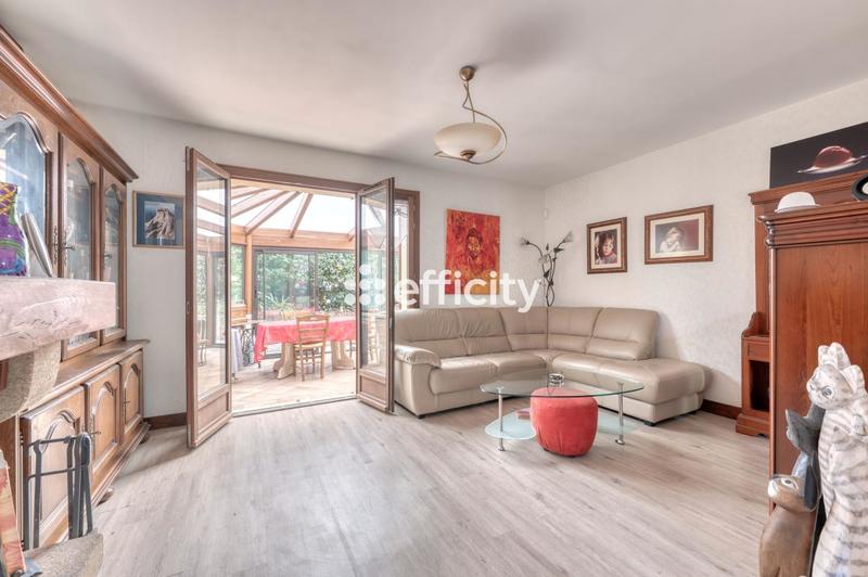 Pavillon - 114 m² - 5 pièces