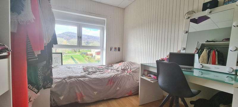 Appartement - 87 m² - 5 pièces