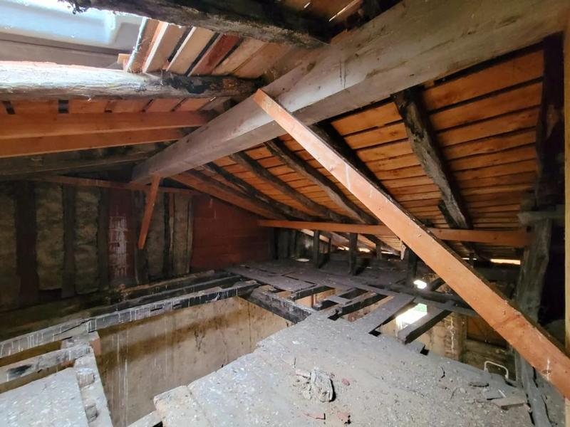 Maison - 220 m² - 4 pièces