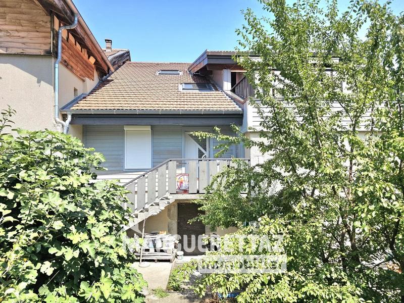 Maison - 140 m² - 5 pièces