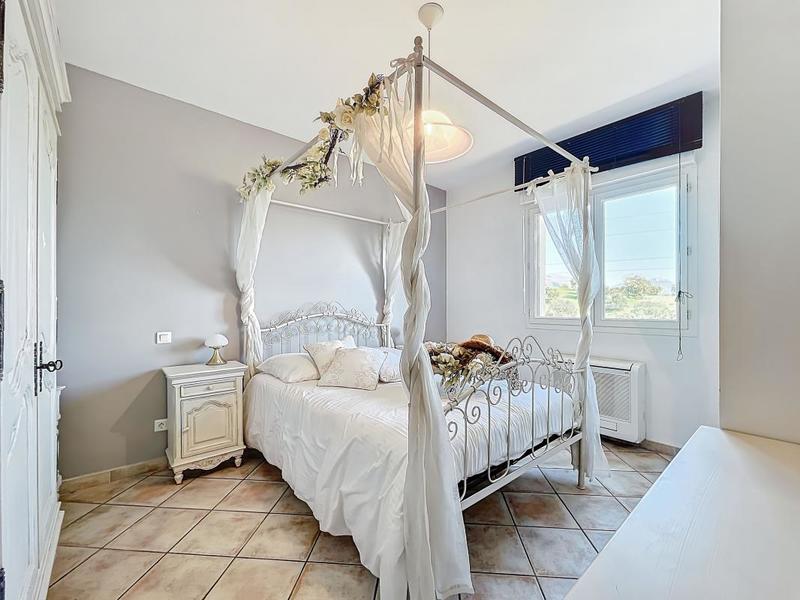 Villa - 182 m² - 5 pièces