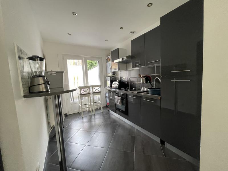 Maison - 73 m² - 6 pièces