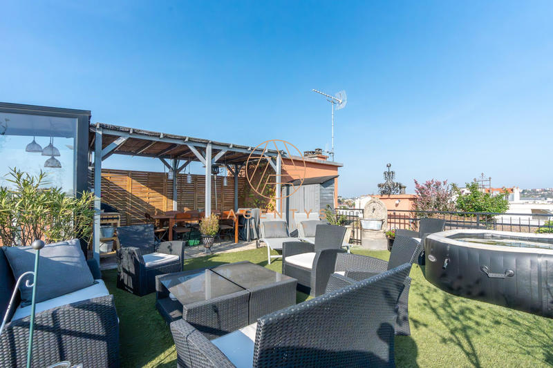 Appartement - 121 m² - 4 pièces