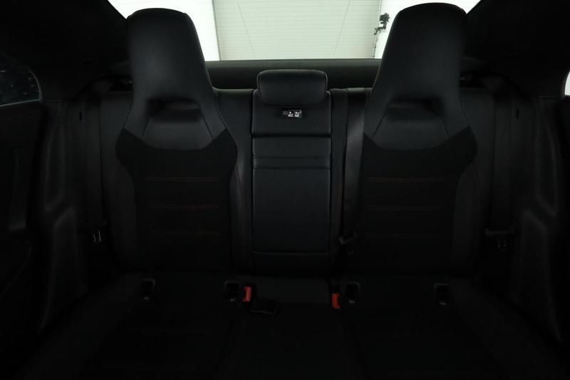 Mercedes Cla 200 d Amg Line 8g-Dct 150 ch